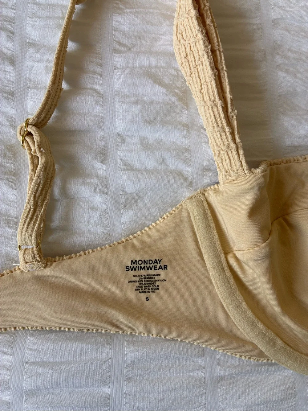Monday Swimwear Cala Roja Top Raffia Crinkle Underwire Bikini Top Size Small